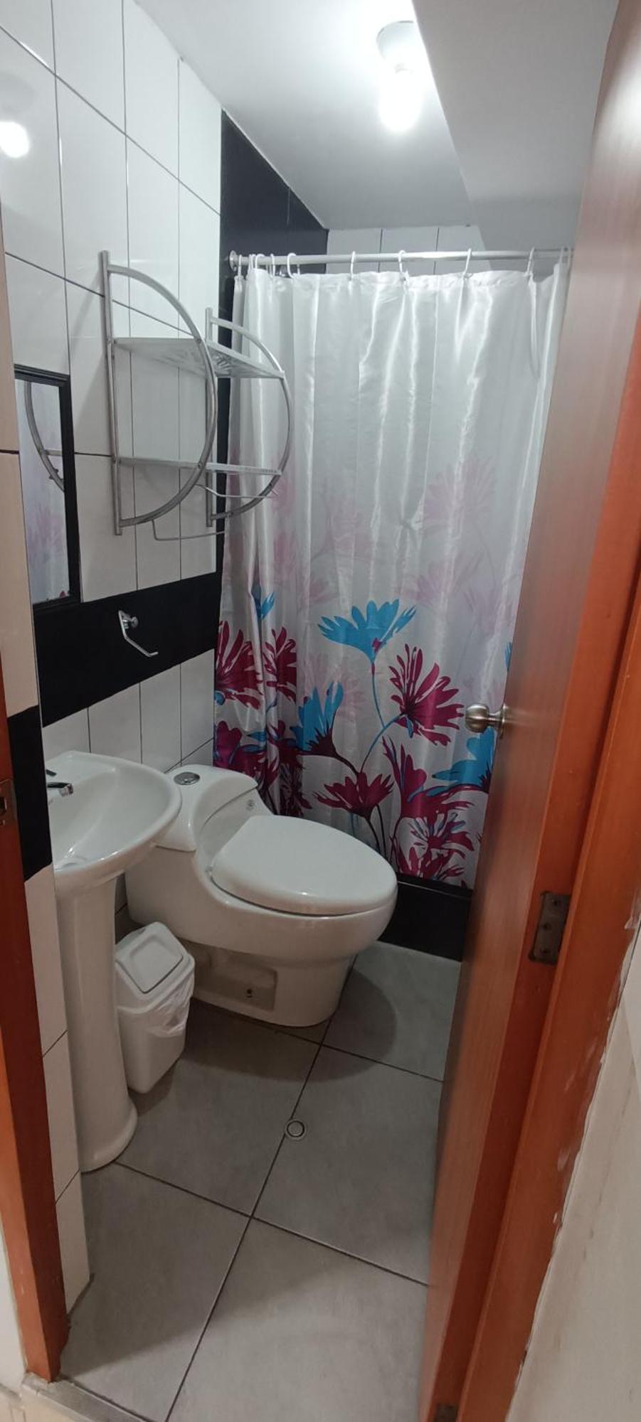 Aypa Hostal Trujillo Esterno foto