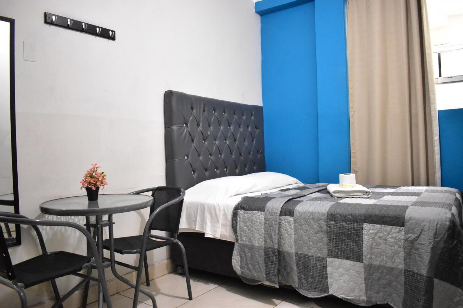 Aypa Hostal Trujillo Esterno foto