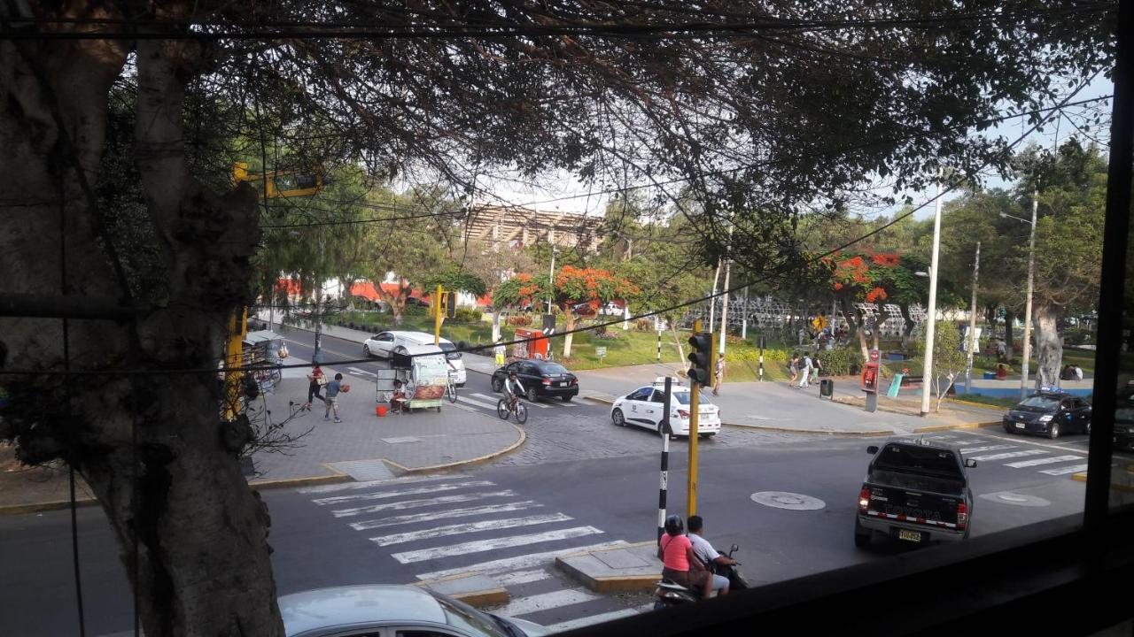 Aypa Hostal Trujillo Esterno foto