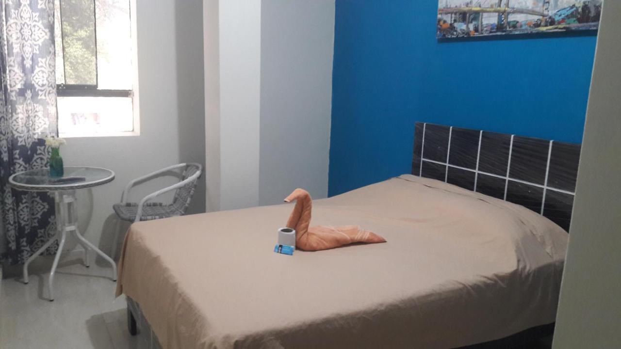 Aypa Hostal Trujillo Esterno foto
